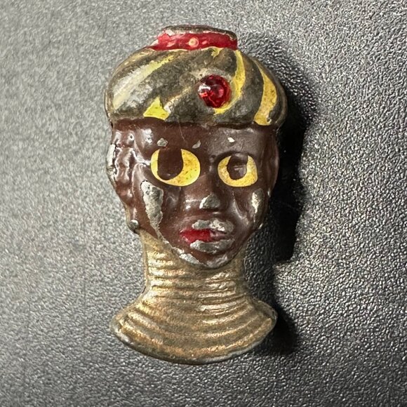 Vintage Button Pendant Blackamoor African Woman Figural Metal Red Accent Turban - Picture 2 of 7